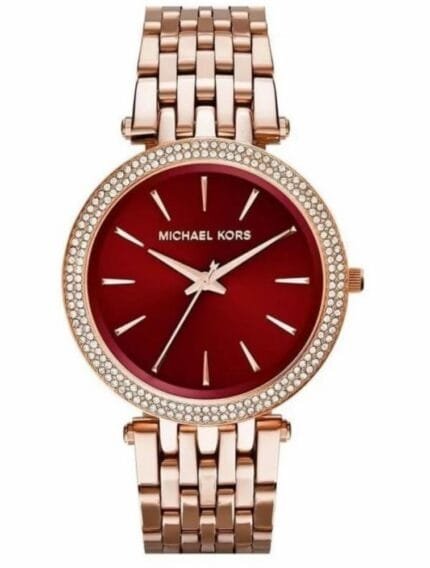 Marque: Michael Kors Modèle: Darci Boîtier: Diamètre : 39 mm Epaisseur : 7 mm Acier inoxydable Rouge Cadran: Verre : Minéral Bracelet: Largeur : 19 mm Acier inoxydable Etanchéité: 50 m (5 ATM) Type de boucle: Boucle déployante Détails techniques: Dateur Chronomètre